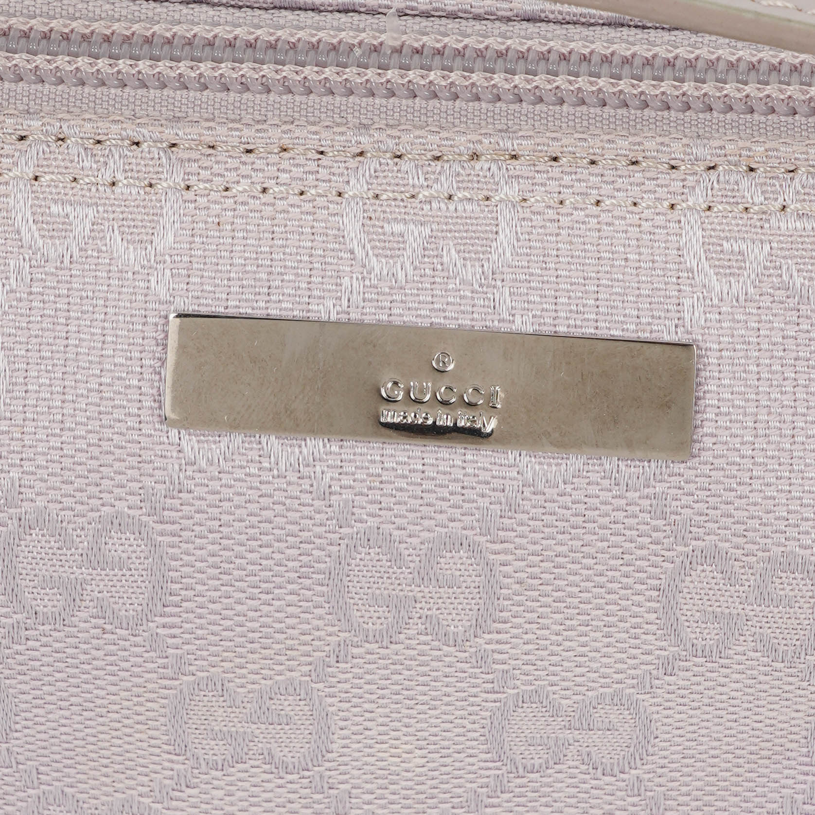 Gucci Mini Baguette Pochette Boat Tasche mit GG-Monogramm