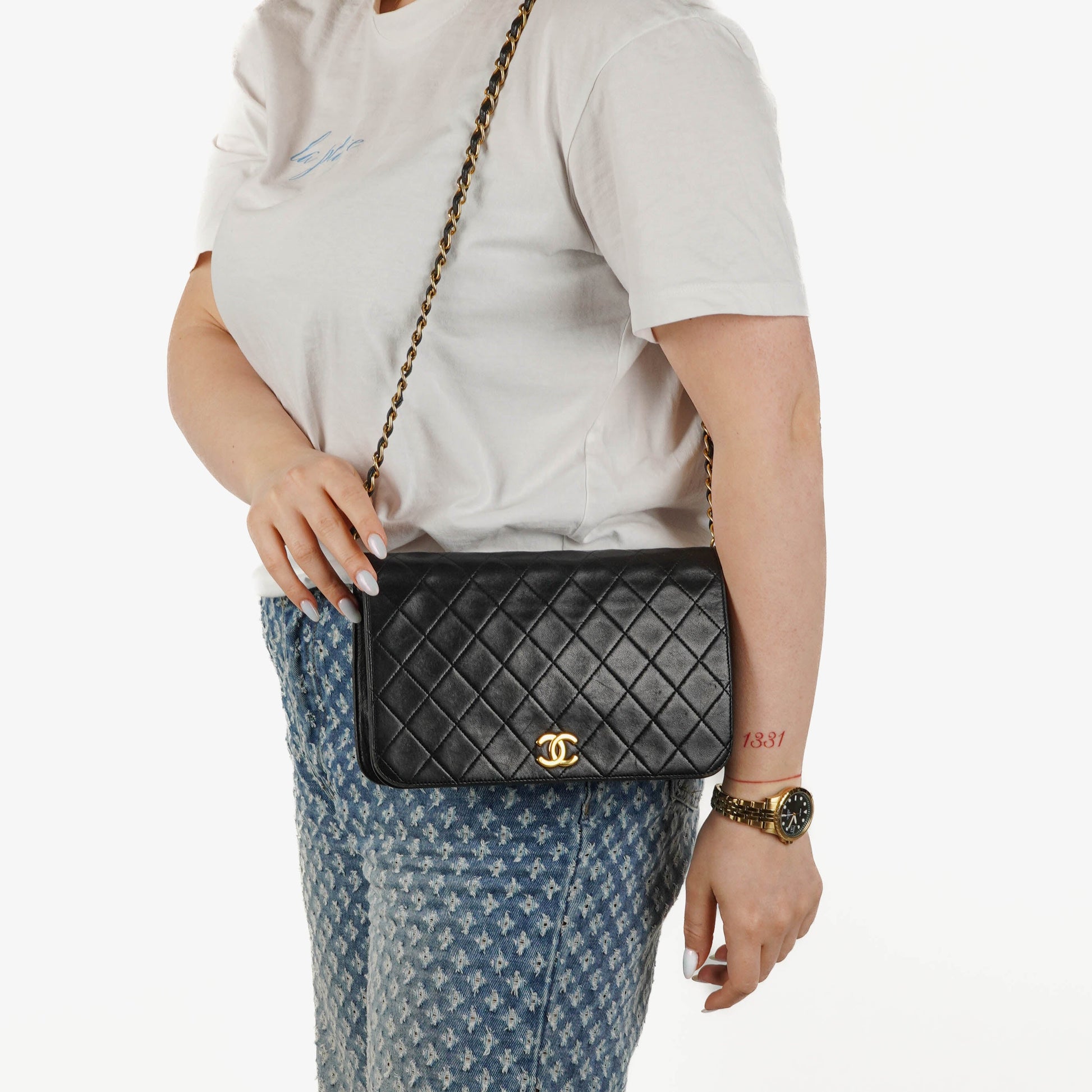Chanel Classic Full Flap Tasche aus schwarzem gestepptem Leder mit 24K vergoldeten Beschlägen