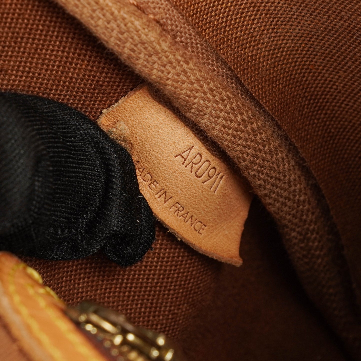 Louis Vuitton Vintage Sac Gibeciere MM Tasche aus Monogramm-Canvas