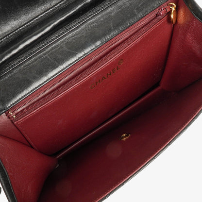 Chanel Medium Classic Single Flap Tasche aus schwarzem gestepptem Lammleder mit 24K vergoldeten Beschlägen