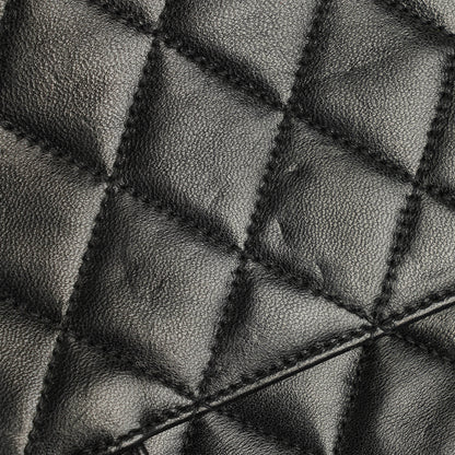 Chanel Medium Classic Single Flap Tasche aus schwarzem gestepptem Lammleder mit 24K vergoldeten Beschlägen