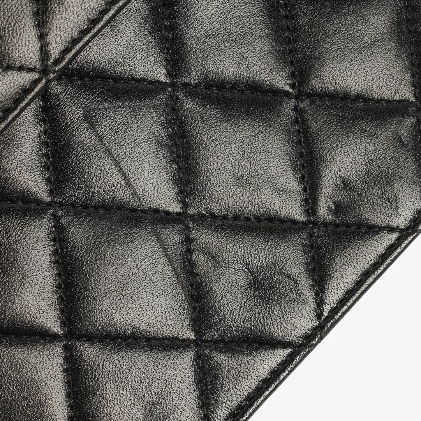 Chanel Medium Classic Single Flap Tasche aus schwarzem gestepptem Lammleder mit 24K vergoldeten Beschlägen
