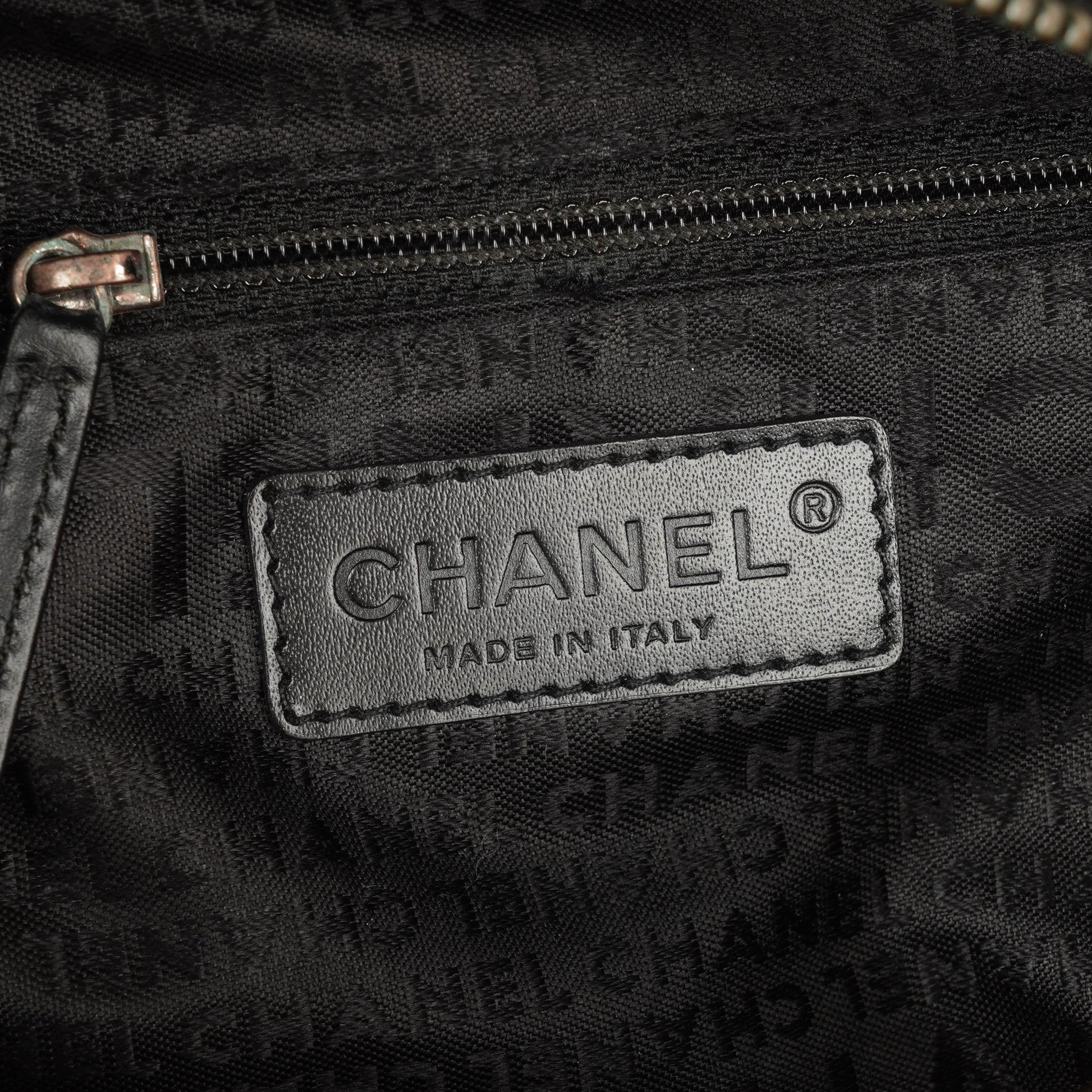 Chanel Boston Tasche aus schokoladenfarbenem Canvas mit braunen Nähten
