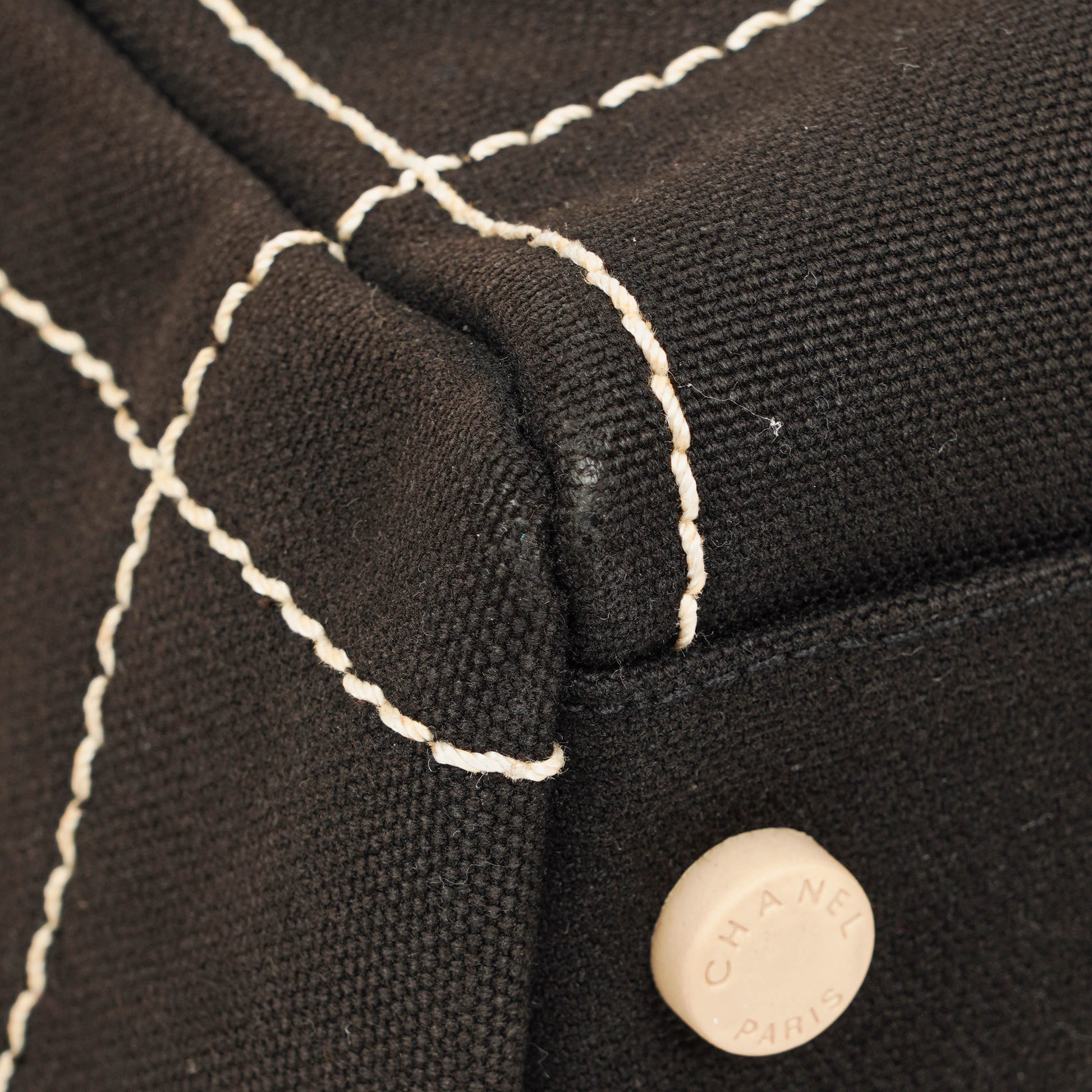 Chanel Boston Tasche aus schokoladenfarbenem Canvas mit braunen Nähten