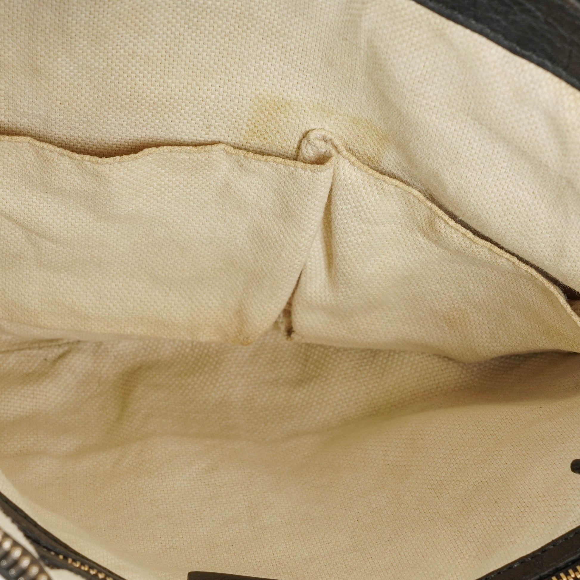 Gucci Soho Tasche aus schwarzem genarbtem Leder