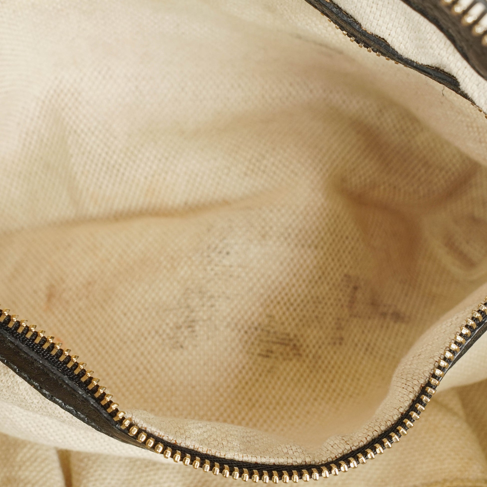 Gucci Soho Tasche aus schwarzem genarbtem Leder