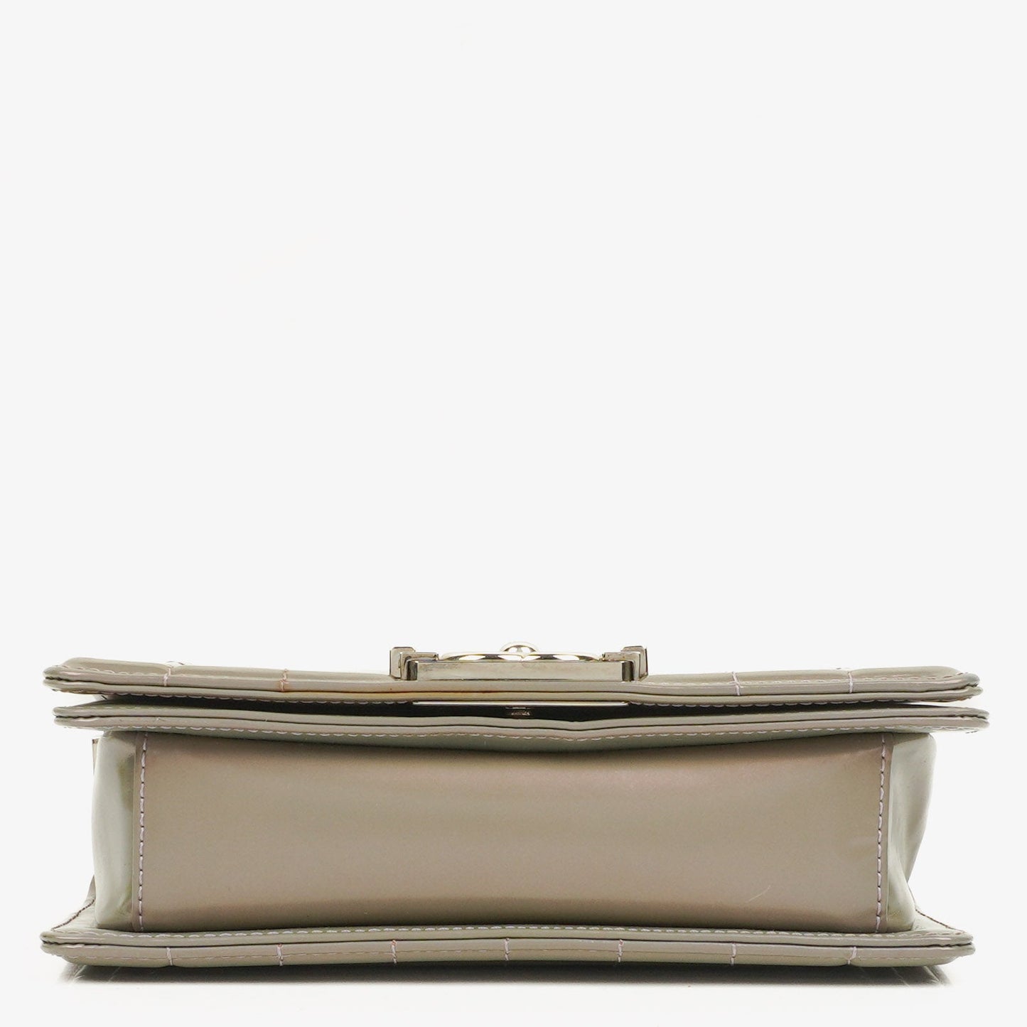 Chanel kleine Boy Flap Tasche aus helllila irisierendem glänzendem Kalbsleder