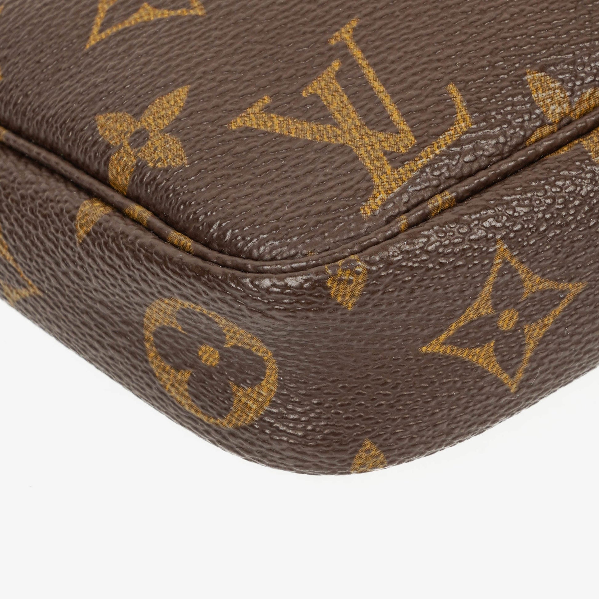 Louis Vuitton Pochette Accessoires Monogram Canvas Clutch Handtasche
