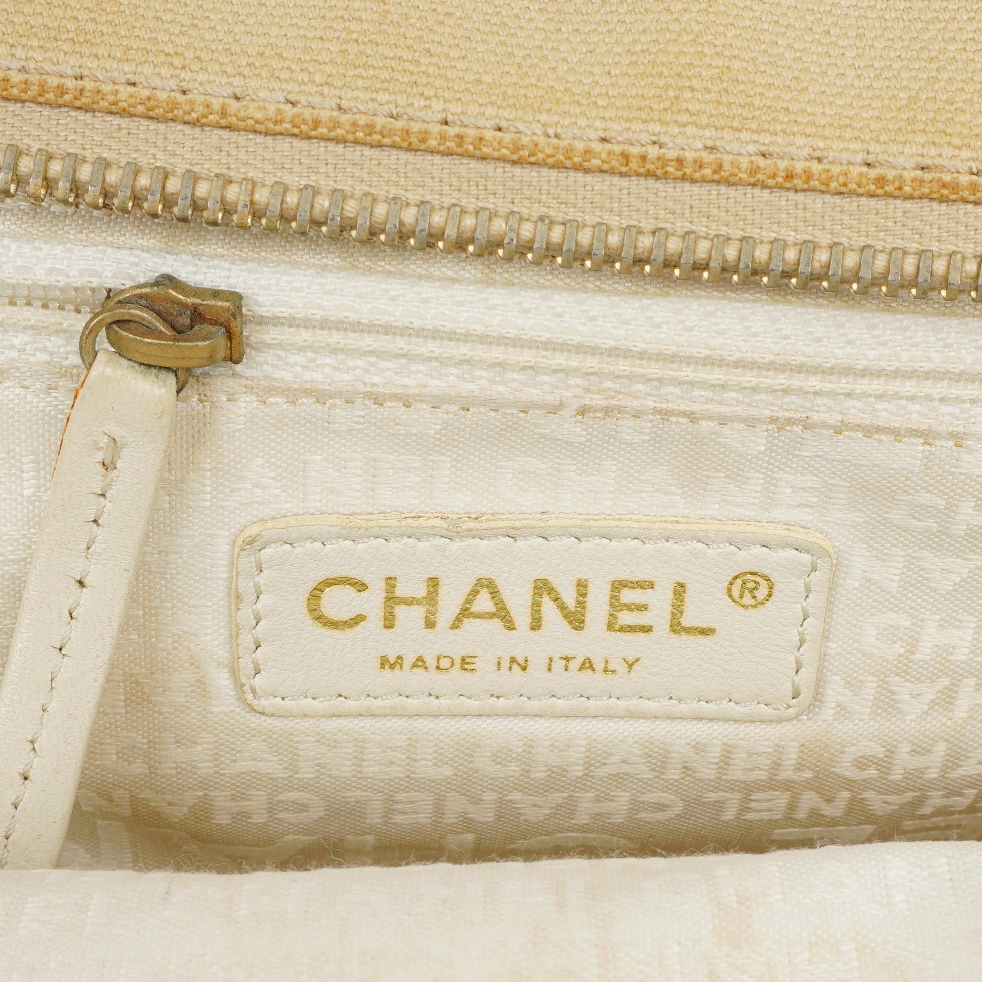 Chanel Vintage Marshmallow CC Tragetasche aus Canvas