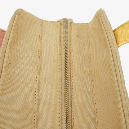 Chanel Vintage Marshmallow CC Tragetasche aus Canvas