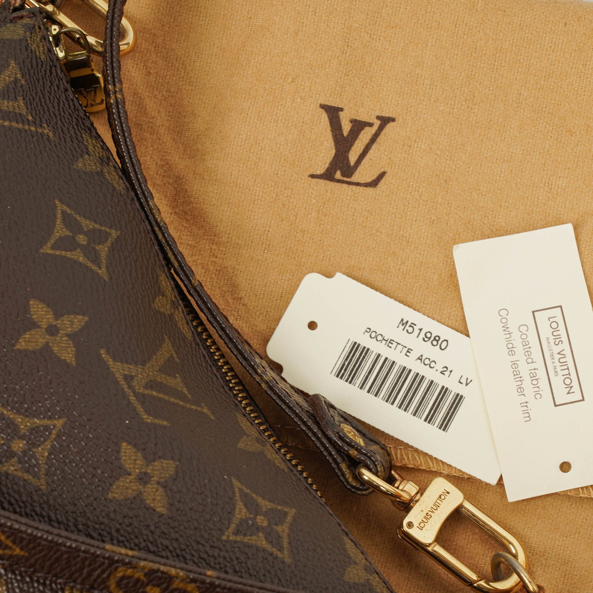 Louis Vuitton Pochette Accessoires Monogram Canvas Clutch Handtasche