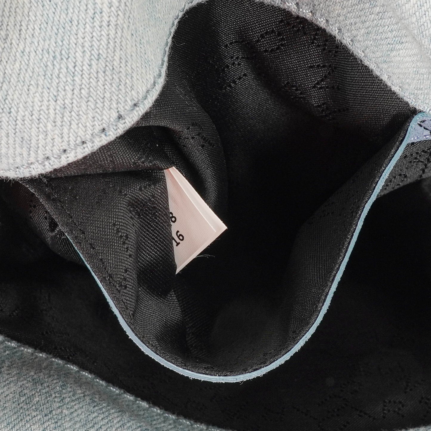 Stella McCartney Falabella Mini Tote aus blauem Denim mit Blumen