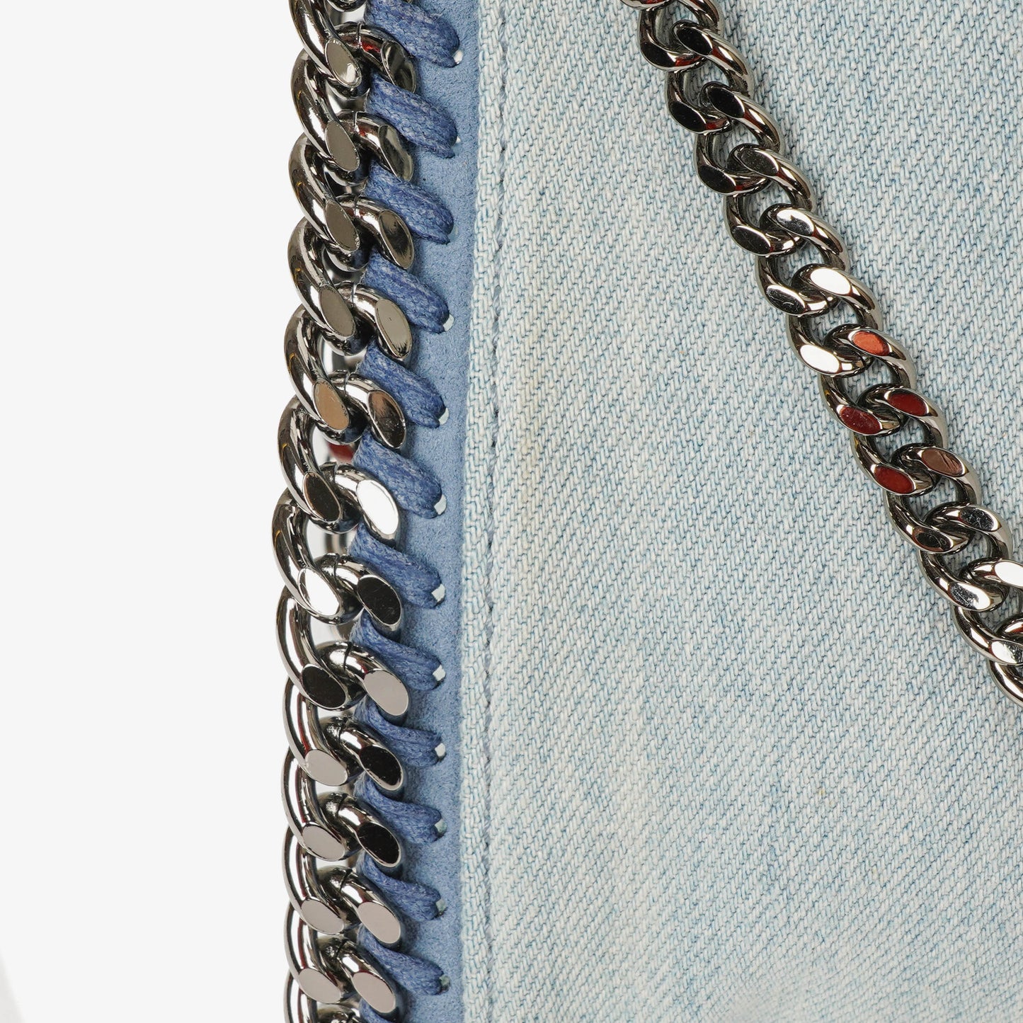 Stella McCartney Falabella Mini Tote aus blauem Denim mit Blumen