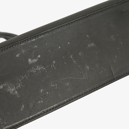Louis Vuitton Sac Plat Tasche aus schwarzem Epi-Leder