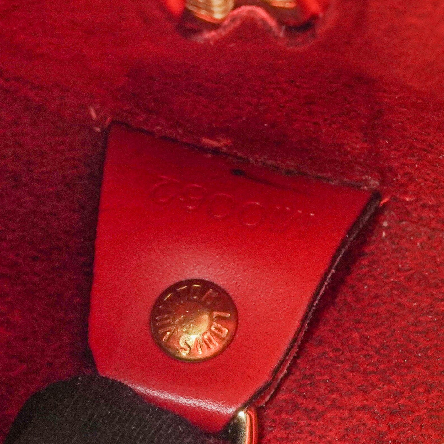 Louis Vuitton Soufflot Handtasche aus rotem Epi-Leder