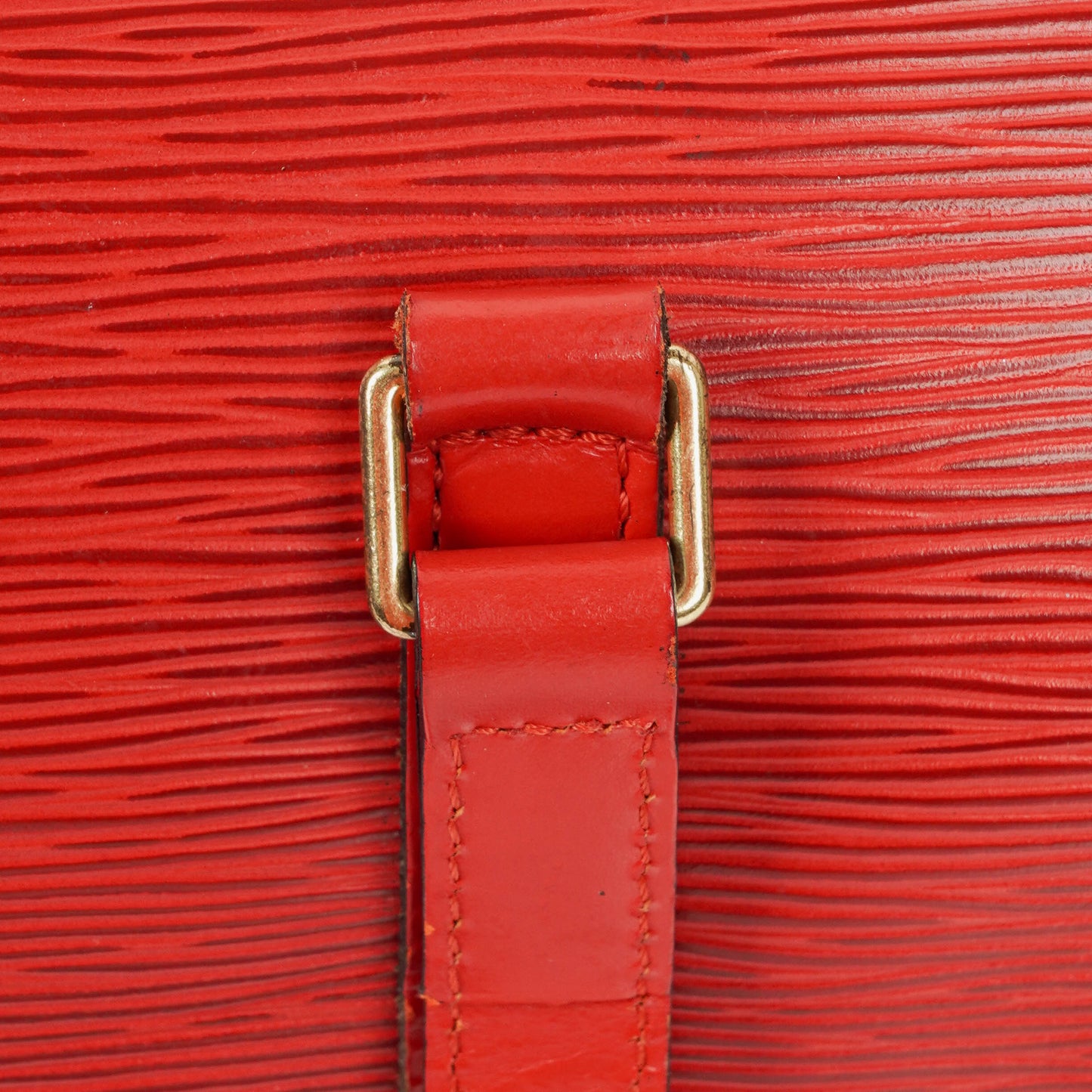 Louis Vuitton Soufflot Handtasche aus rotem Epi-Leder