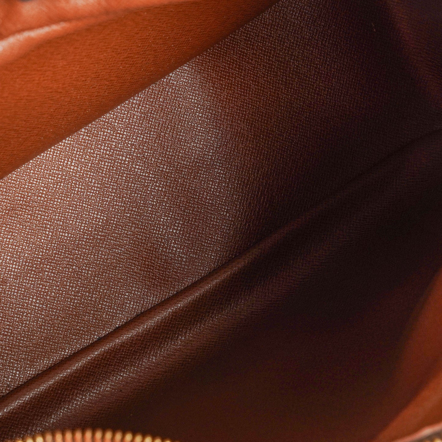 Louis Vuitton Boulogne Tasche aus Monogram Canvas