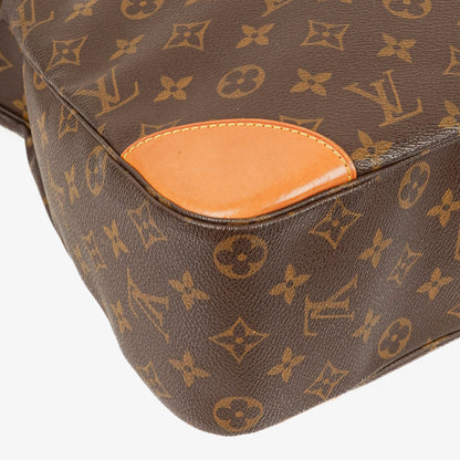 Louis Vuitton Boulogne Tasche aus Monogram Canvas