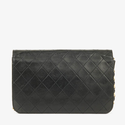 Chanel Classic Full Flap Bag aus schwarzem gestepptem Leder mit 24K vergoldeter Hardware