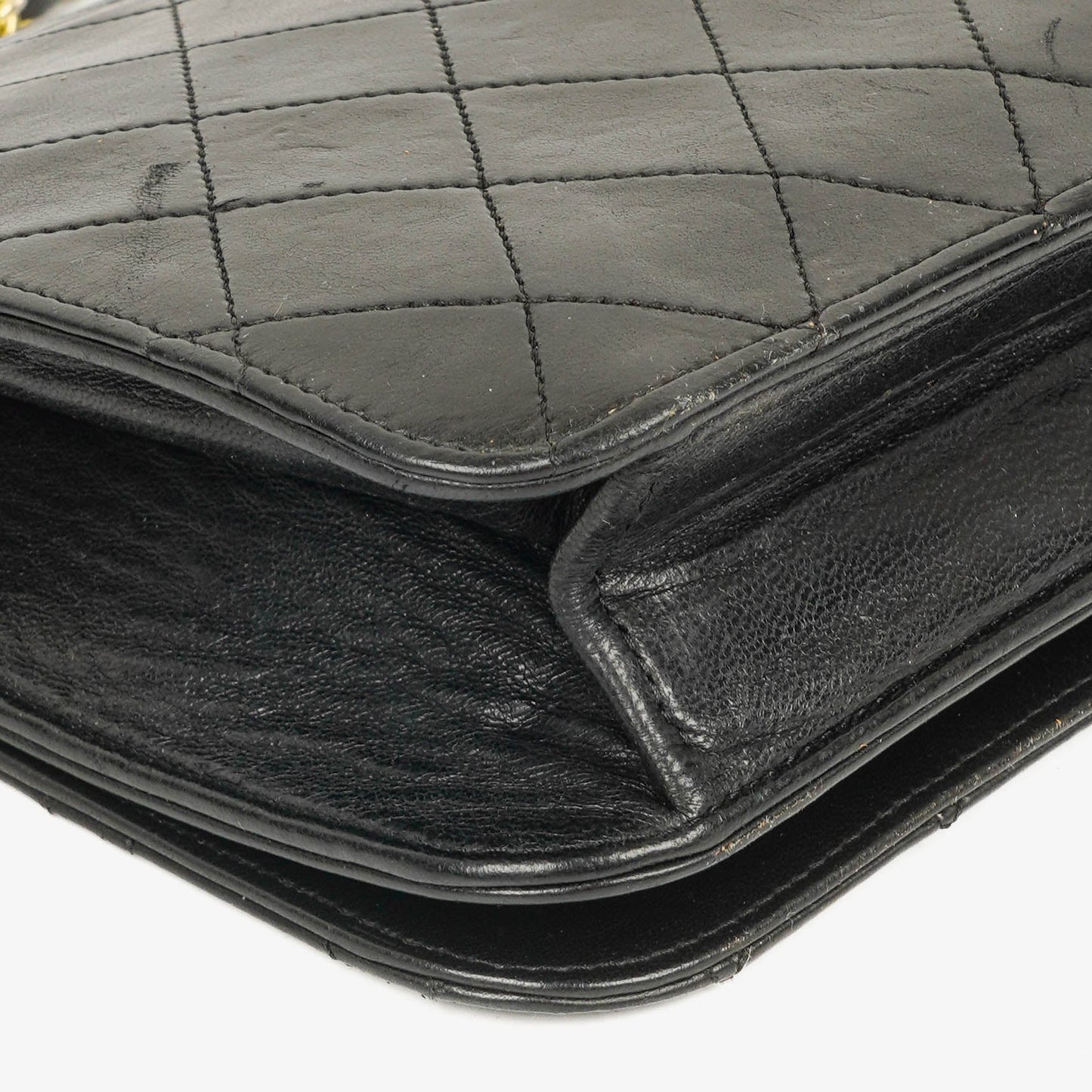 Chanel Classic Full Flap Bag aus schwarzem gestepptem Leder mit 24K vergoldeter Hardware