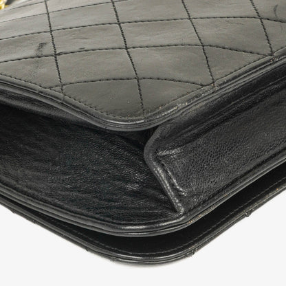 Chanel Classic Full Flap Bag aus schwarzem gestepptem Leder mit 24K vergoldeter Hardware