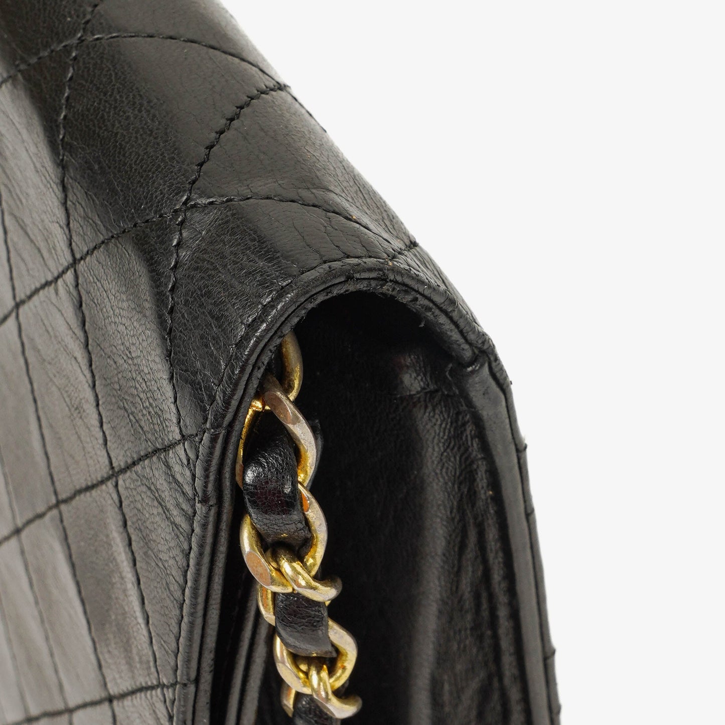 Chanel Classic Full Flap Bag aus schwarzem gestepptem Leder mit 24K vergoldeter Hardware