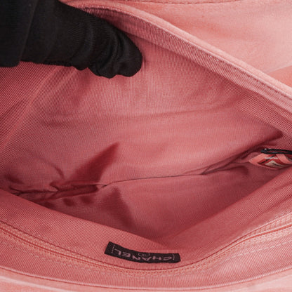 Chanel Chocolate Bar Mademoiselle Flap Tasche aus rosa Wildleder