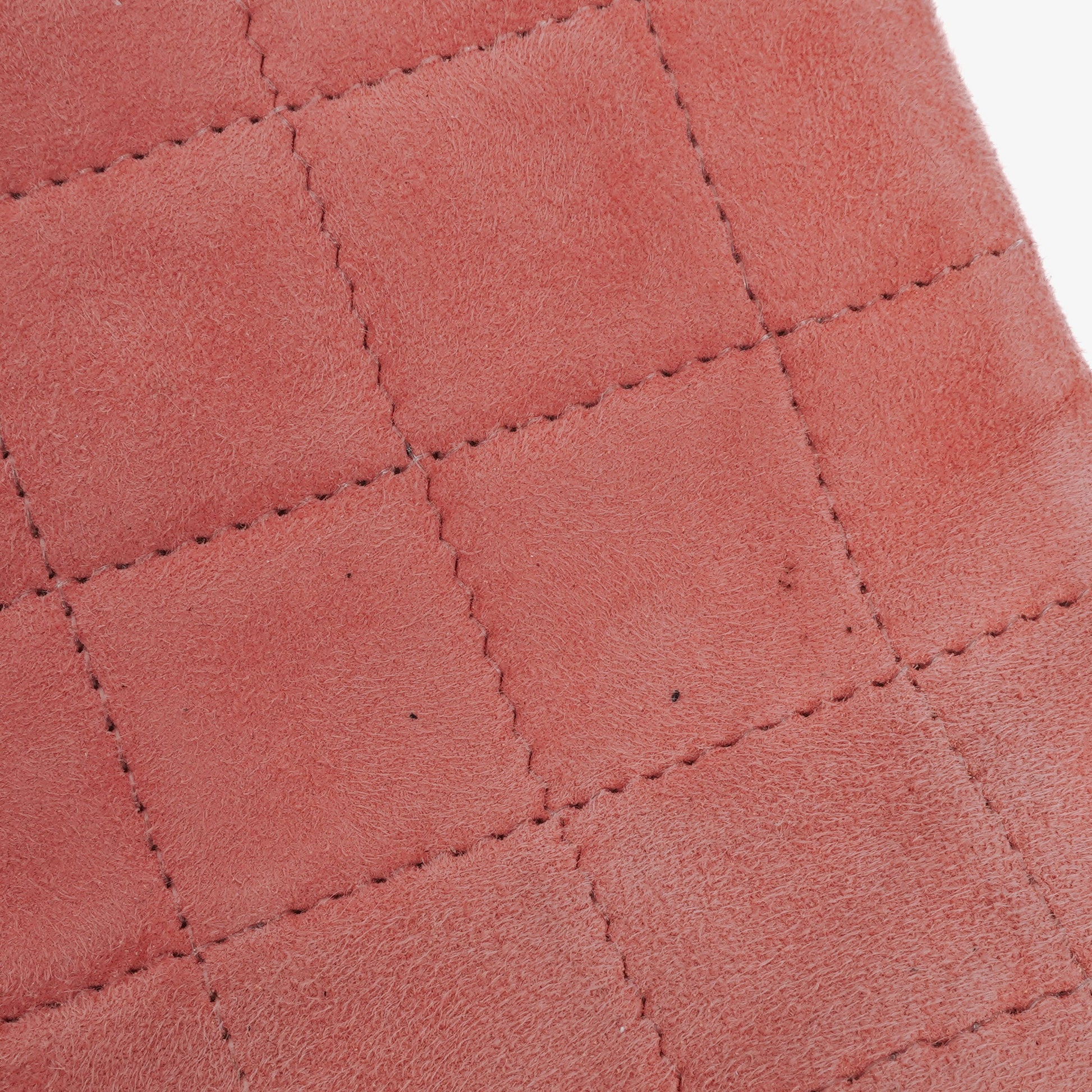 Chanel Chocolate Bar Mademoiselle Flap Tasche aus rosa Wildleder
