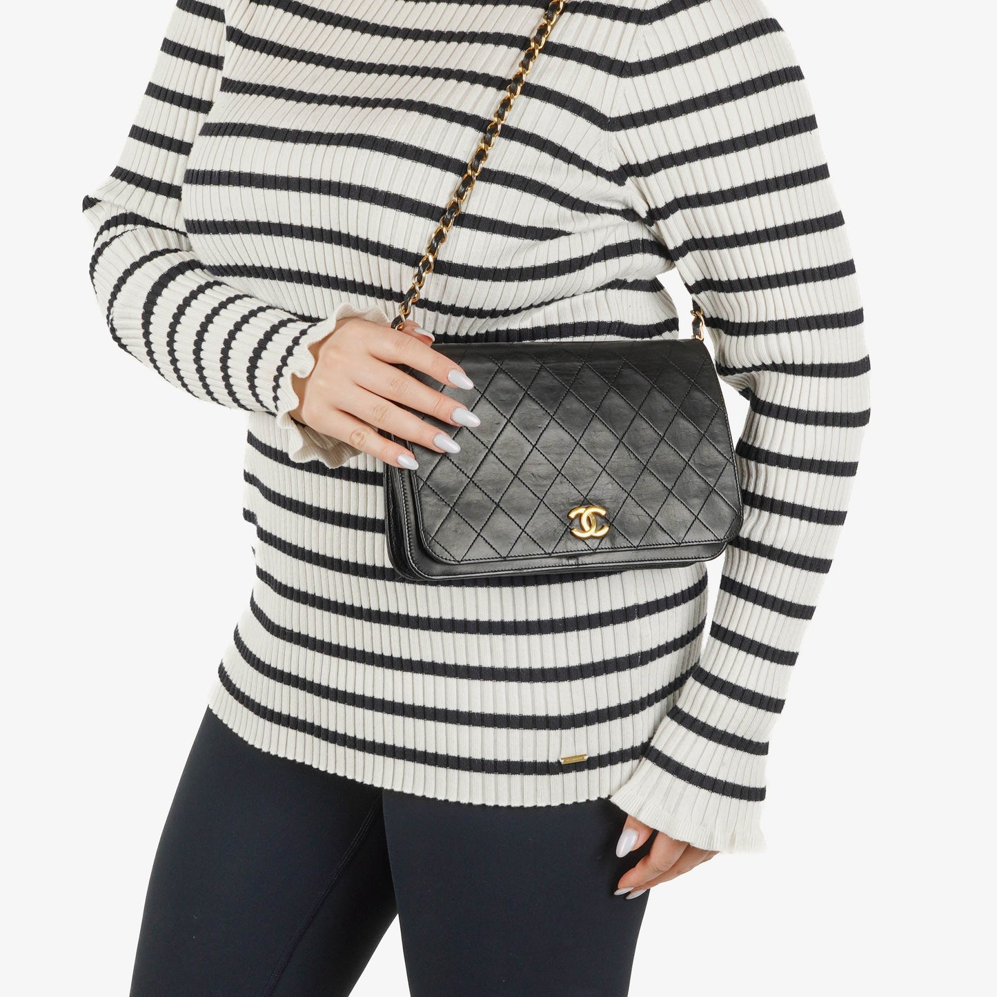 Chanel Classic Full Flap Bag aus schwarzem gestepptem Leder mit 24K vergoldeter Hardware