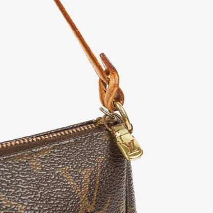 Louis Vuitton Pochette Accessoires Clutch aus Monogram Canvas
