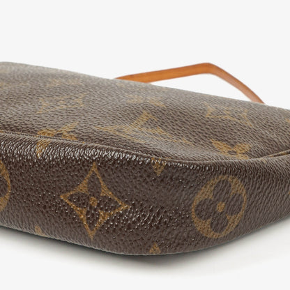 Louis Vuitton Pochette Accessoires Clutch aus Monogram Canvas