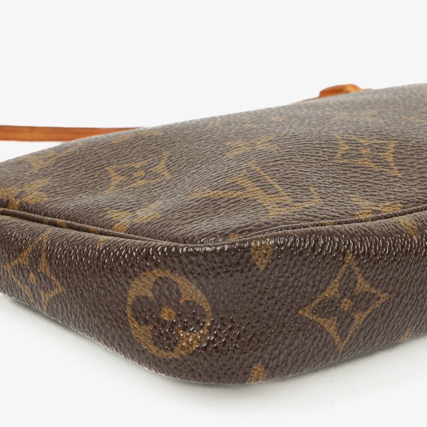 Louis Vuitton Pochette Accessoires Clutch aus Monogram Canvas