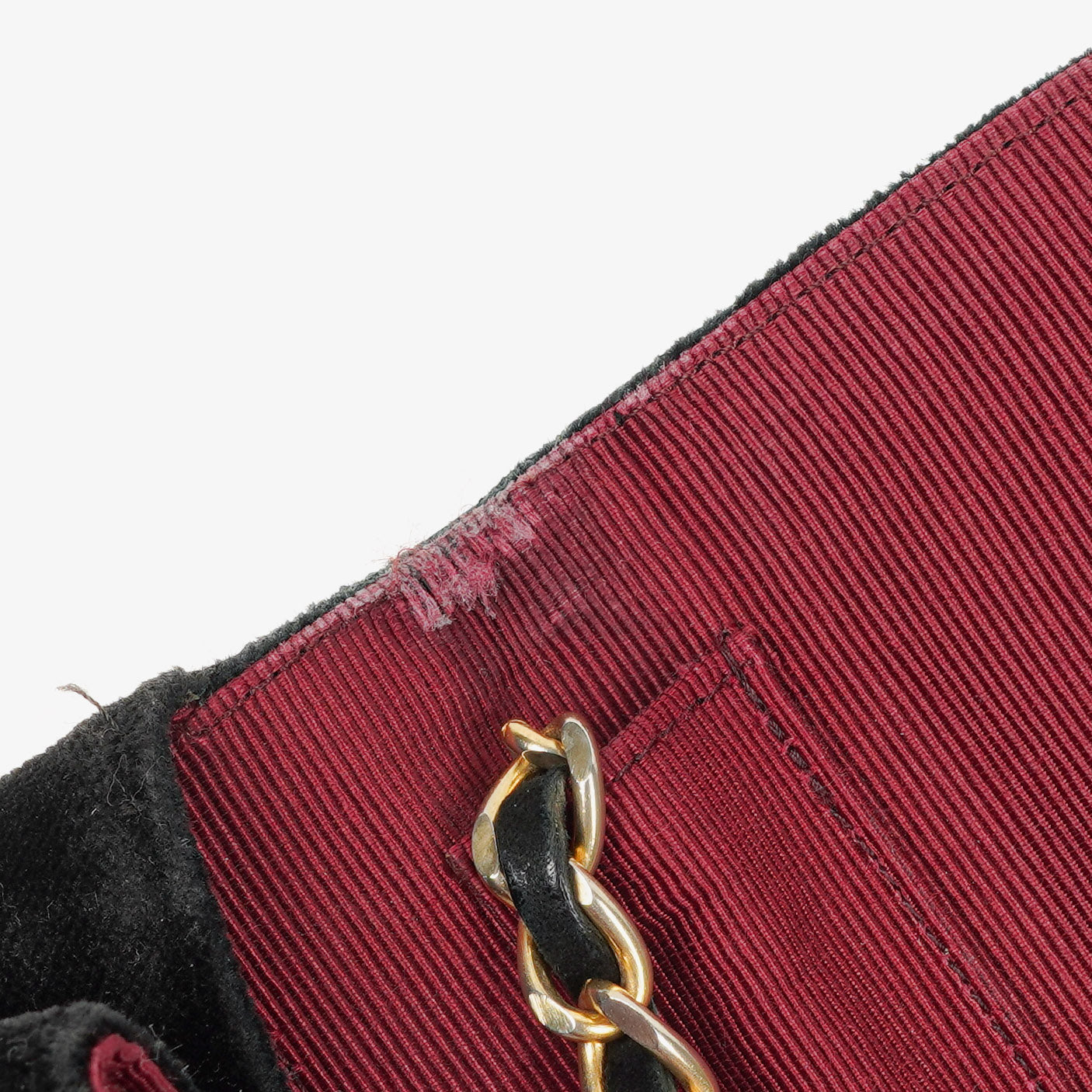 Chanel Small Half Moon Klappentasche aus schwarzem Samt