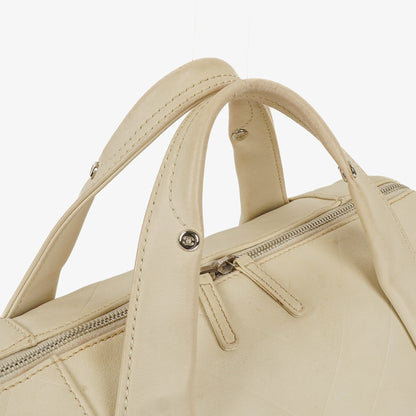 Chanel All Day Long Medium Bowling Bag aus Chevron-gestepptem Leder