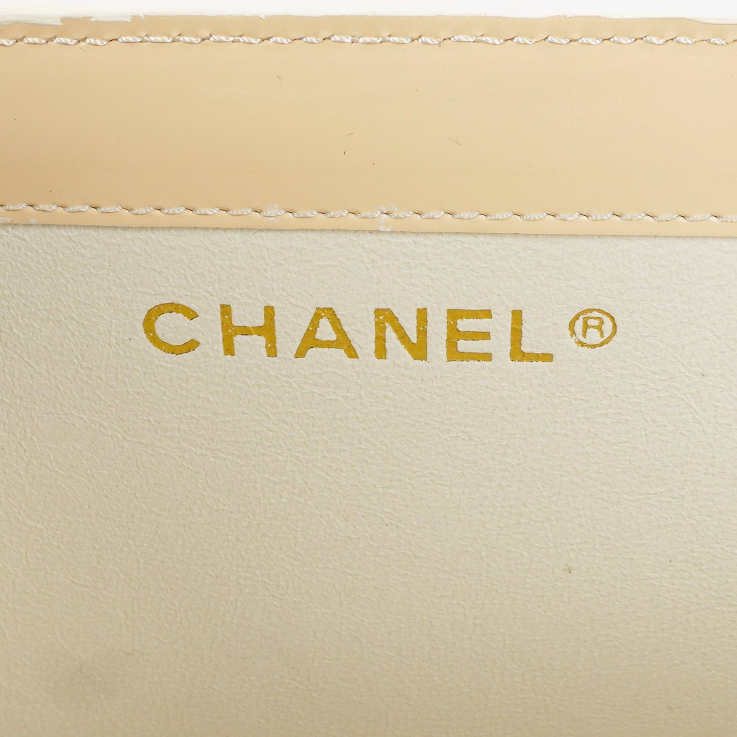 Chanel Vintage CC Tote Schultertasche aus beigem Lackleder