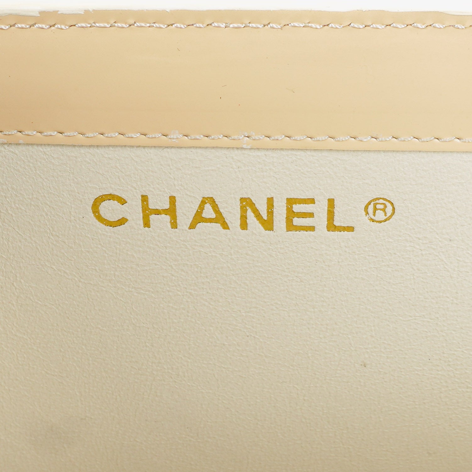 Chanel Vintage CC Tote Schultertasche aus beigem Lackleder