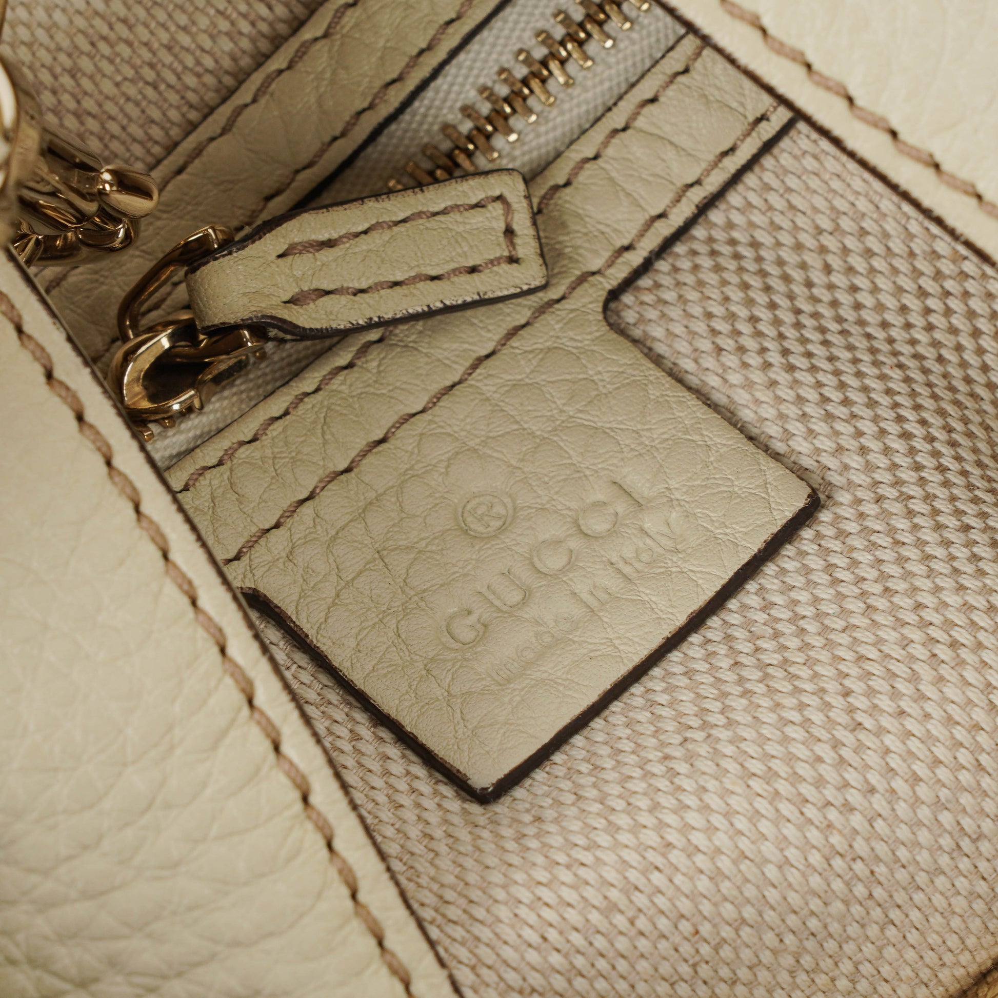 Gucci Soho Tote Bag aus neutralfarbenem Leder