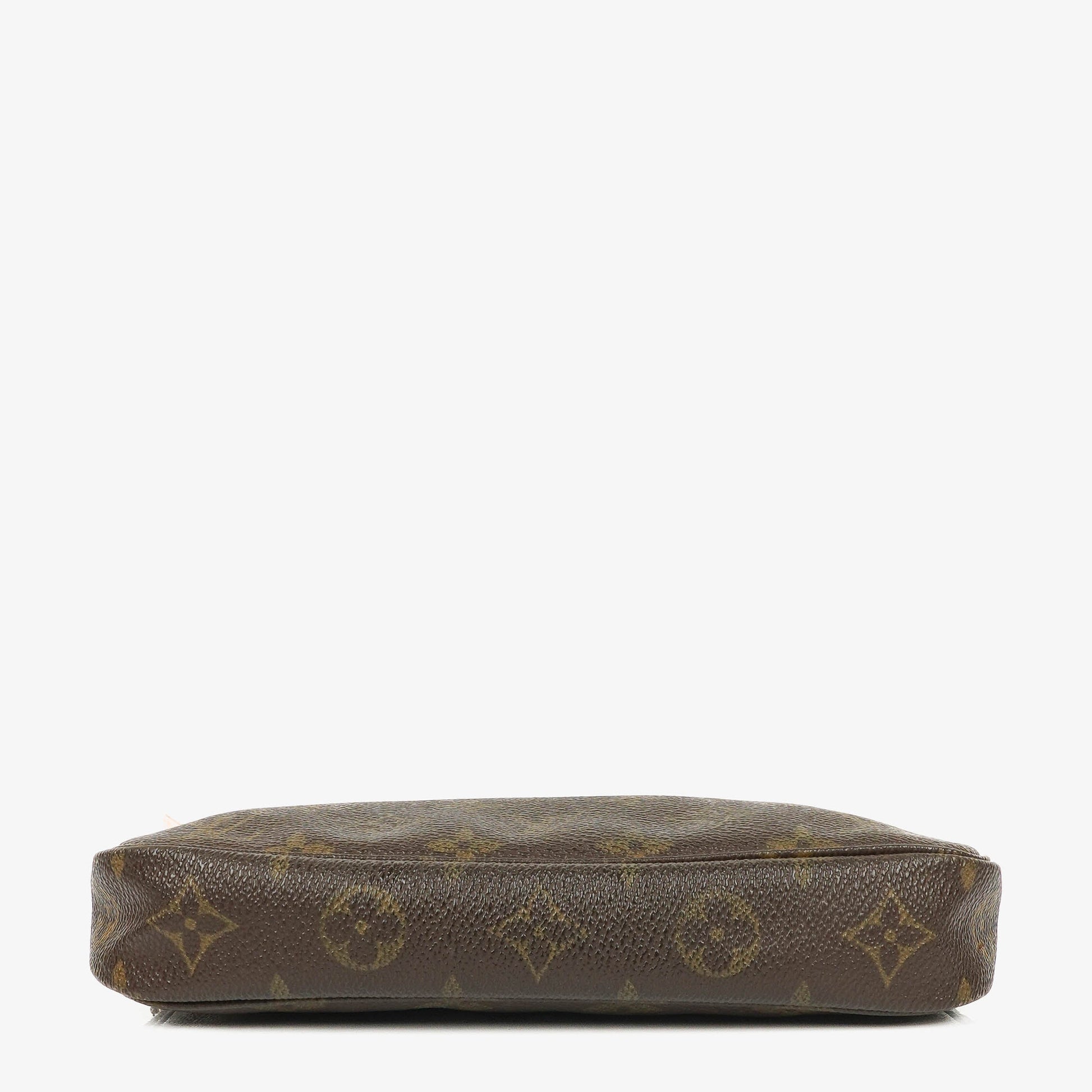Louis Vuitton Pochette Accessoires Clutch aus Monogram Canvas