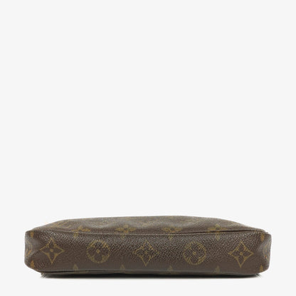 Louis Vuitton Pochette Accessoires Clutch aus Monogram Canvas