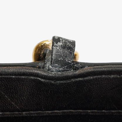 Chanel Tote Tasche aus schwarzem Lackleder