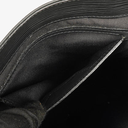 Louis Vuitton Sac Plat Tasche aus schwarzem Epi-Leder