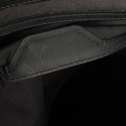 Louis Vuitton Sac Plat Tasche aus schwarzem Epi-Leder