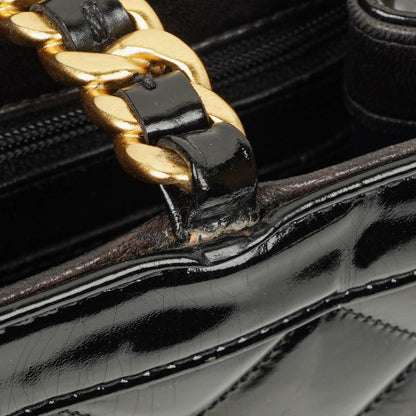 Chanel Tote Tasche aus schwarzem Lackleder