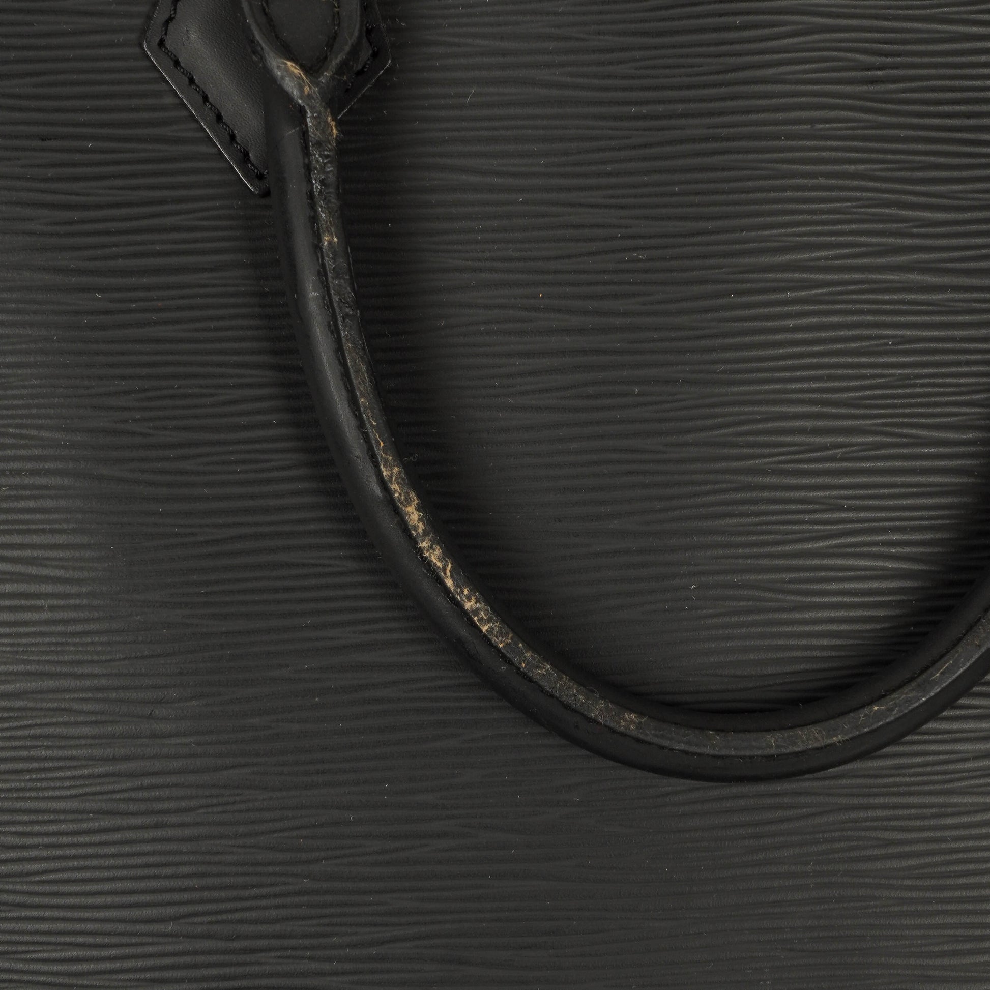 Louis Vuitton Sac Plat Tasche aus schwarzem Epi-Leder