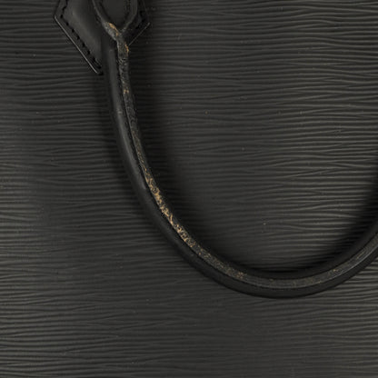 Louis Vuitton Sac Plat Tasche aus schwarzem Epi-Leder