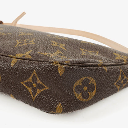 Louis Vuitton Pochette Accessoires Clutch aus Monogram Canvas