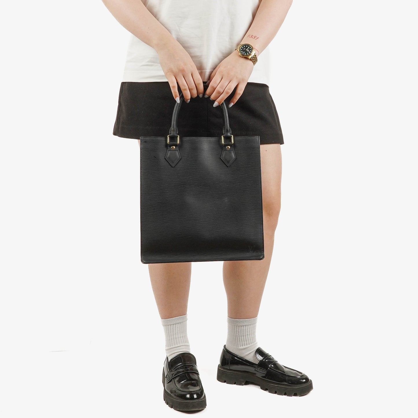 Louis Vuitton Sac Plat Tasche aus schwarzem Epi-Leder