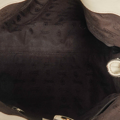 Gucci Sukey Hobo Bag aus neutralfarbenem Guccissima Leder