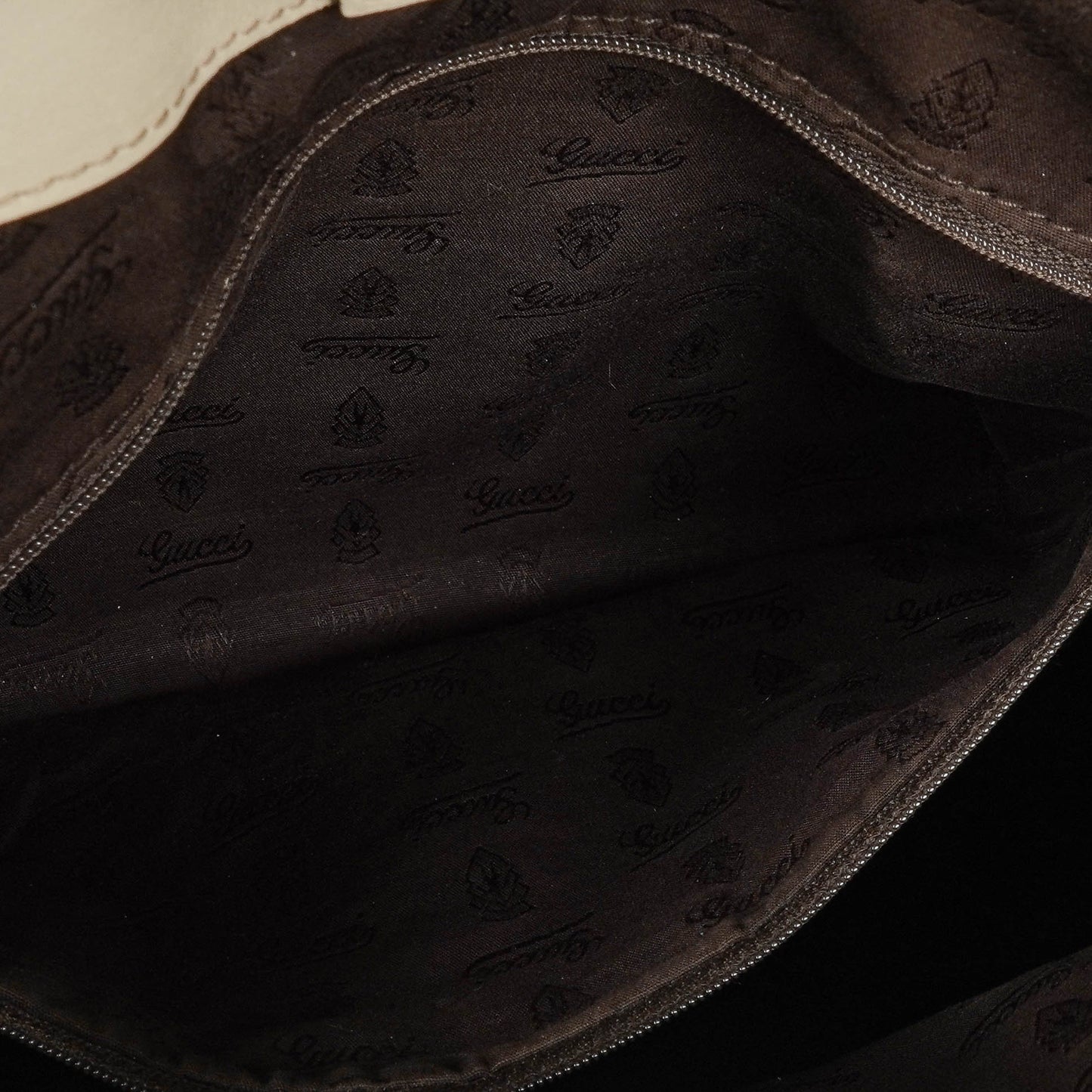 Gucci Sukey Hobo Bag aus neutralfarbenem Guccissima Leder
