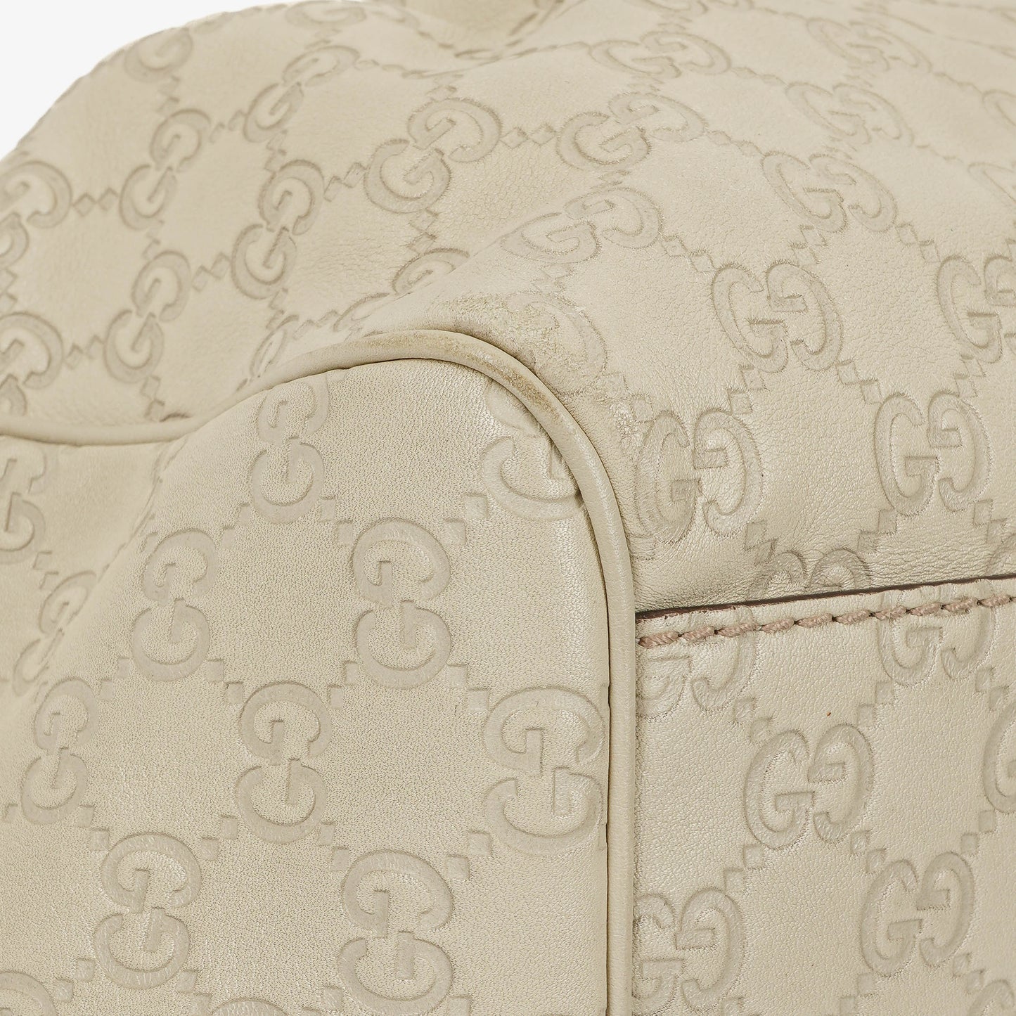 Gucci Sukey Hobo Bag aus neutralfarbenem Guccissima Leder